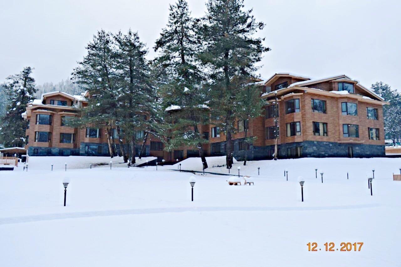 Royal Hillton Pahalgam Ξενοδοχείο Εξωτερικό φωτογραφία