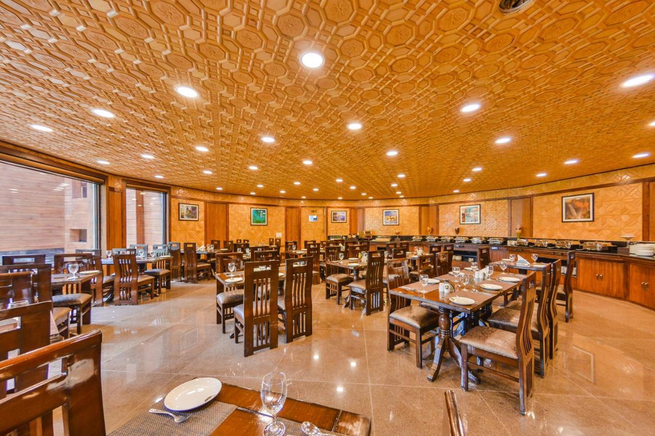 Royal Hillton Pahalgam Ξενοδοχείο Εξωτερικό φωτογραφία