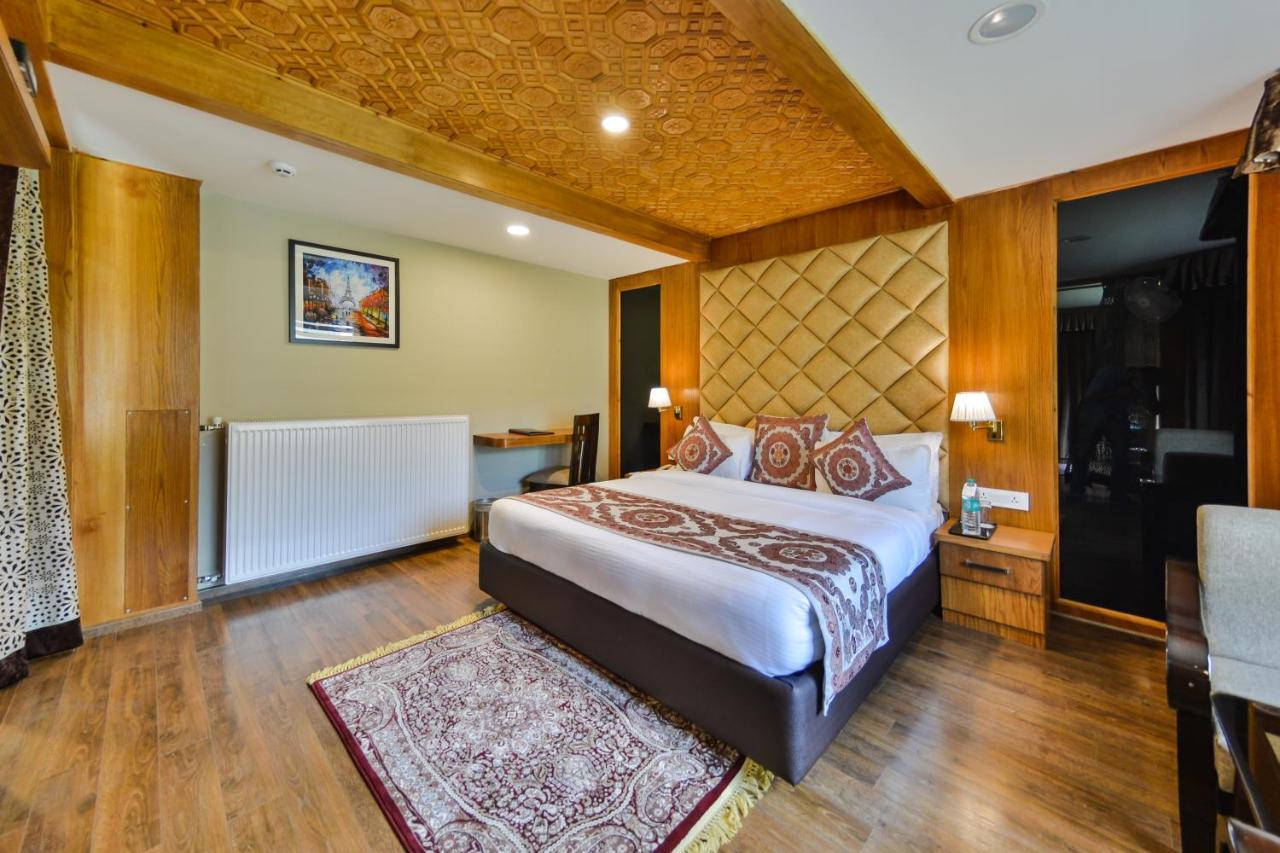 Royal Hillton Pahalgam Ξενοδοχείο Εξωτερικό φωτογραφία