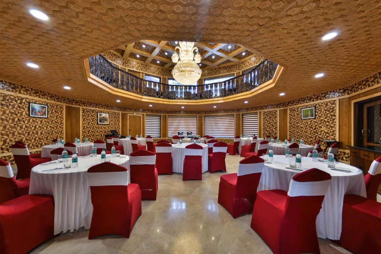 Royal Hillton Pahalgam Ξενοδοχείο Εξωτερικό φωτογραφία